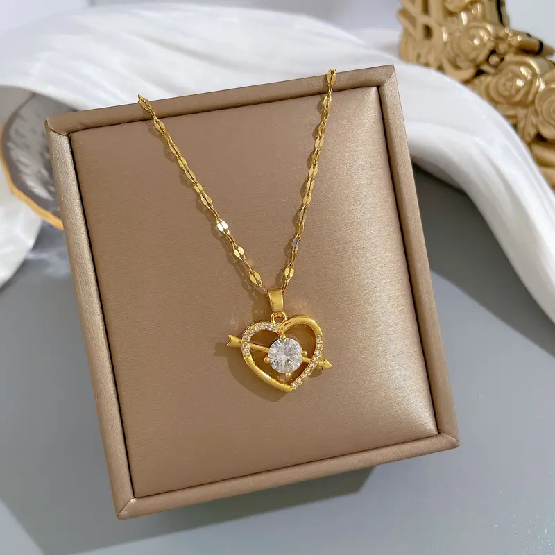 Alta qualidade 18k banhado a ouro aço inoxidável zircão coração colar jóias cupido coração pingente colar para as mulheres