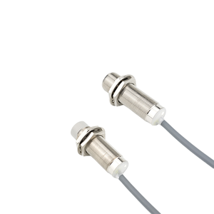 Industrial Equipment <strong>0</strong>-10V M18 Flush Mount <strong>Analog</strong> Voltage <strong>Output</strong> Normally Open Inductive Proximity Switch <strong>Sensors</strong> - Product Image 1