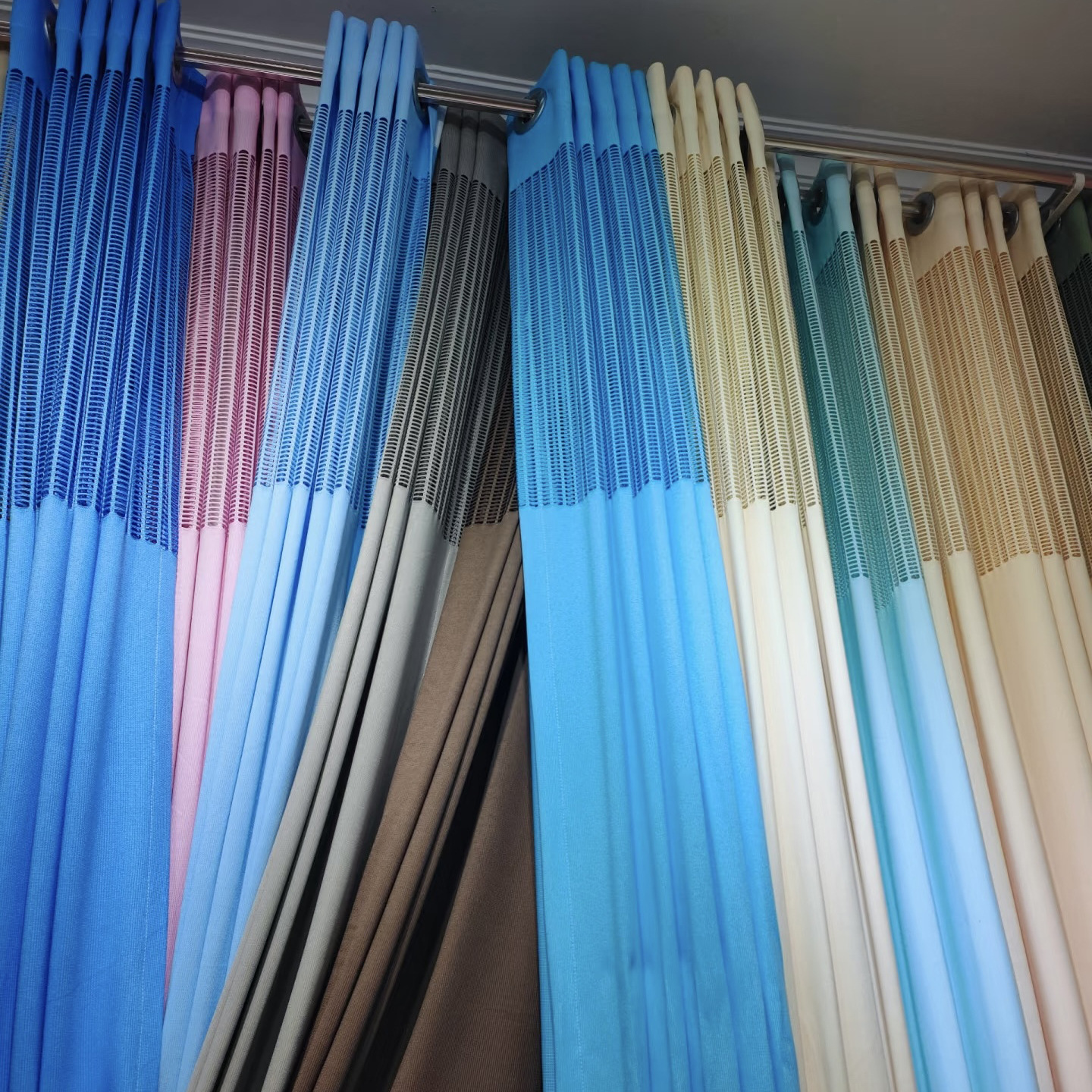 สีเบจ