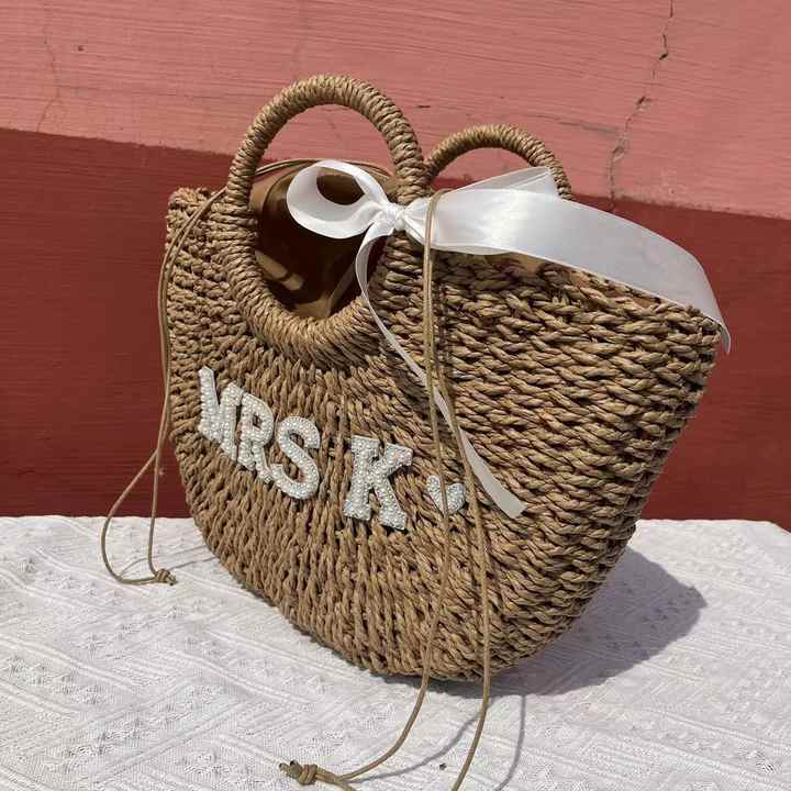 Mariée paille sac de plage strass perle lettres MRS K fait à la main paille tissé sac à main avec broderie personnalisée