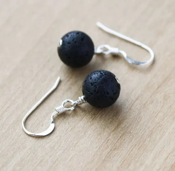 Zooying 8mm Round Lava Stone Boucles d'oreilles en cristal brut Boucles d'oreilles diffuseur Dangle