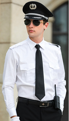 White long sleeve shirt without tie