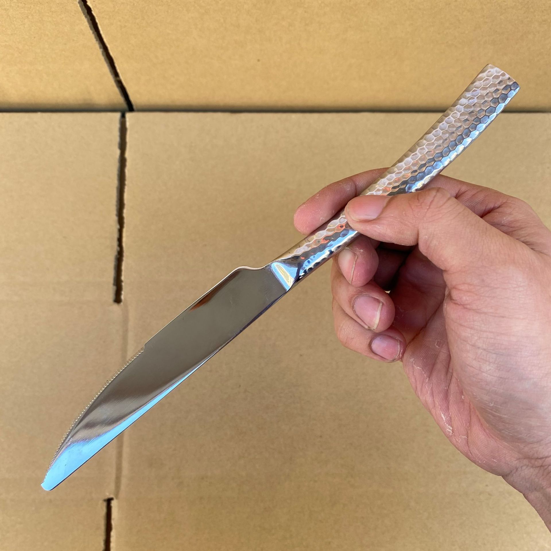 430 Hammered Dinner Knife