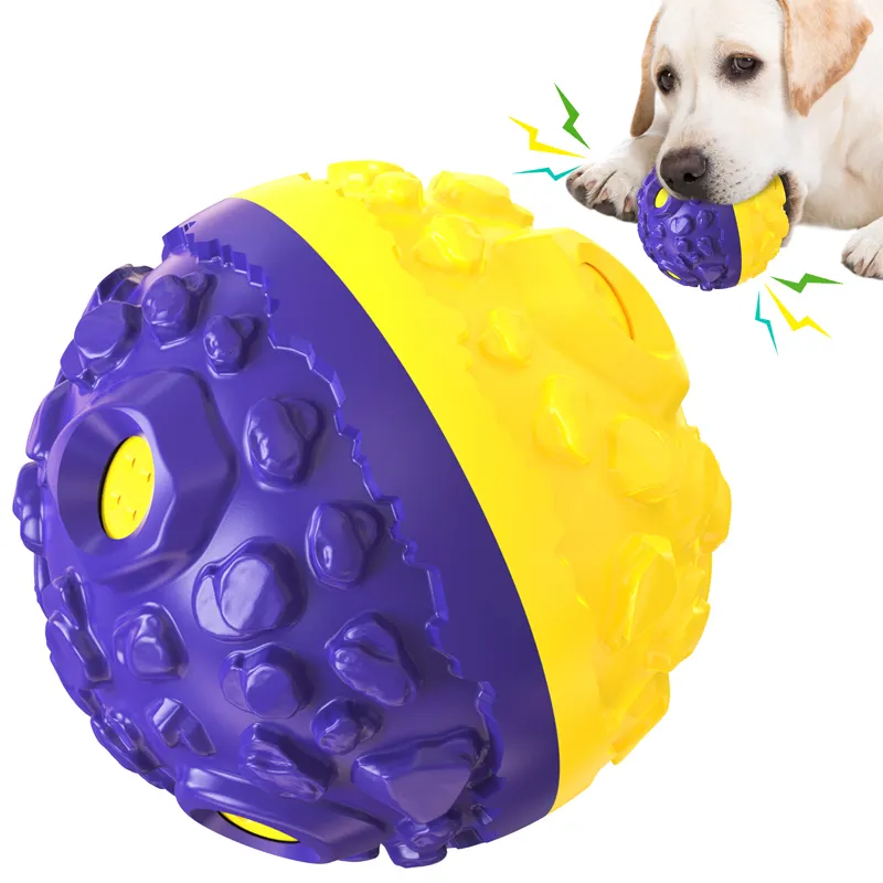La palla interattiva stridula del cane di vendite calde gioca la palla di Babble per i cani con lo Squeaker