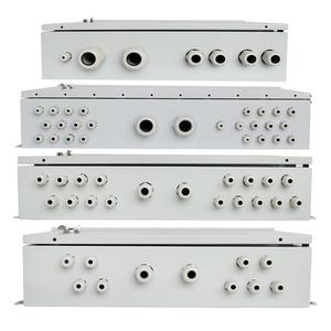 Rising Solar 2 <strong>4</strong> 5 8 12 16 Strings <strong>Input</strong> <strong>1</strong> 2 3 <strong>4</strong> <strong>Output</strong> Price 1000VDC 26~208A DC Solar PV Combiner Box for Solar Panel