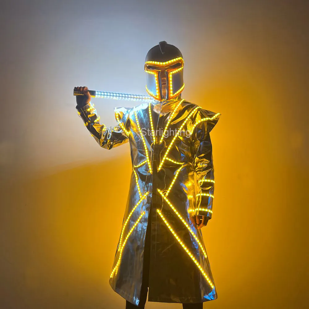 Soldati romani che cambiano colore: ballerini che indossano abiti Cosplay hanno portato abiti in Costume per performance Robot per locali notturni