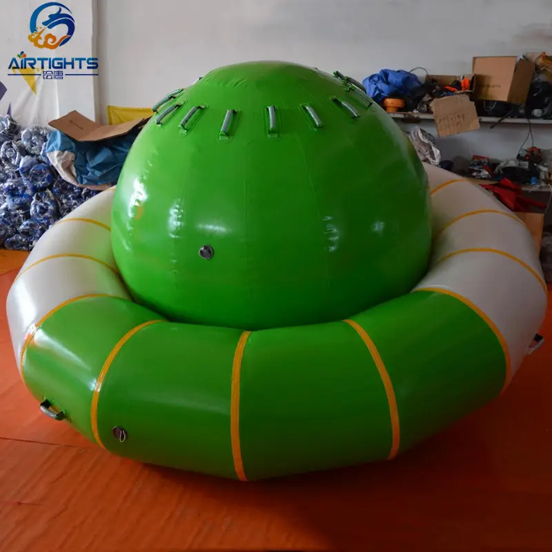 Venta caliente emocionante agua Spinner juego flotante inflable agua Saturno para niños