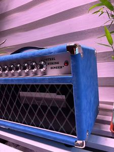 Personalizado <span class=keywords><strong>D</strong></span> estilo guitarra amplificador SSS20 aço corda cantor 20W, camurça azul