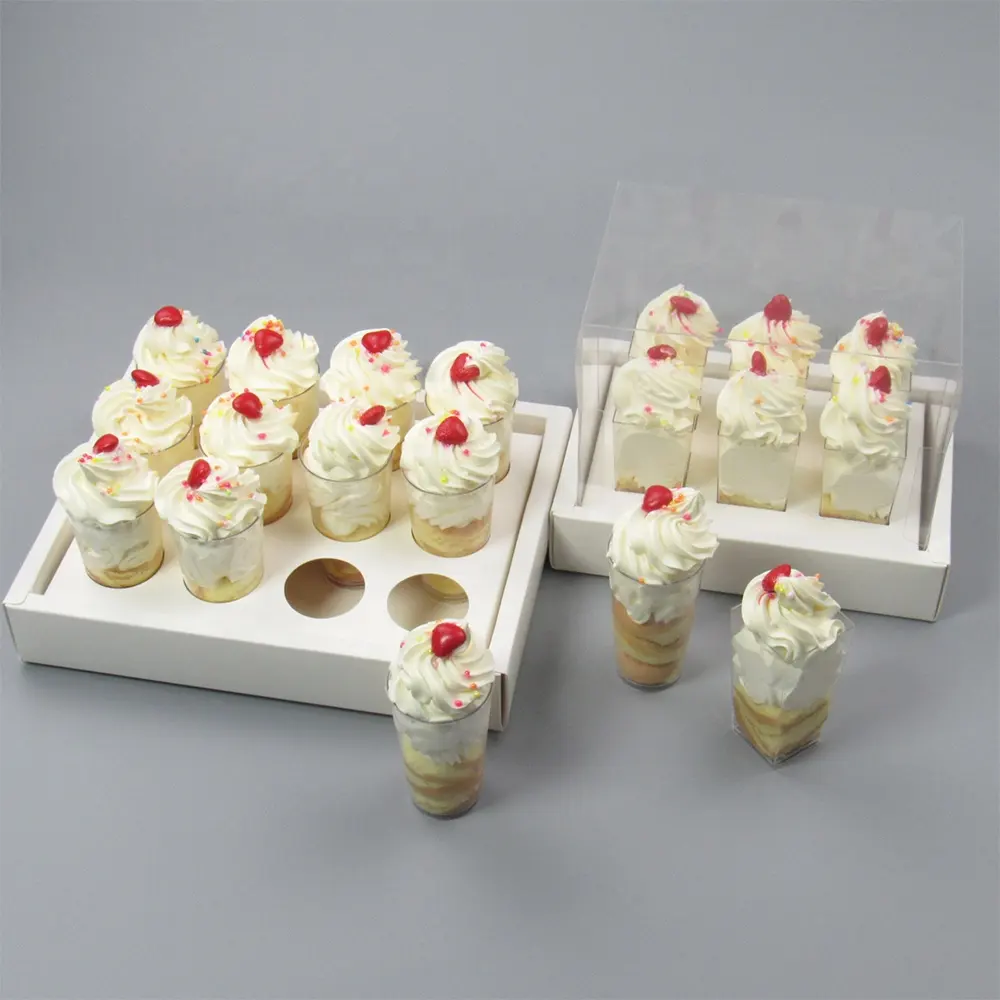 Scatola per cupcake trasparente di nuovo design e confezione in plastica biodegradabile Mini scatola quadrata per tazza da Dessert