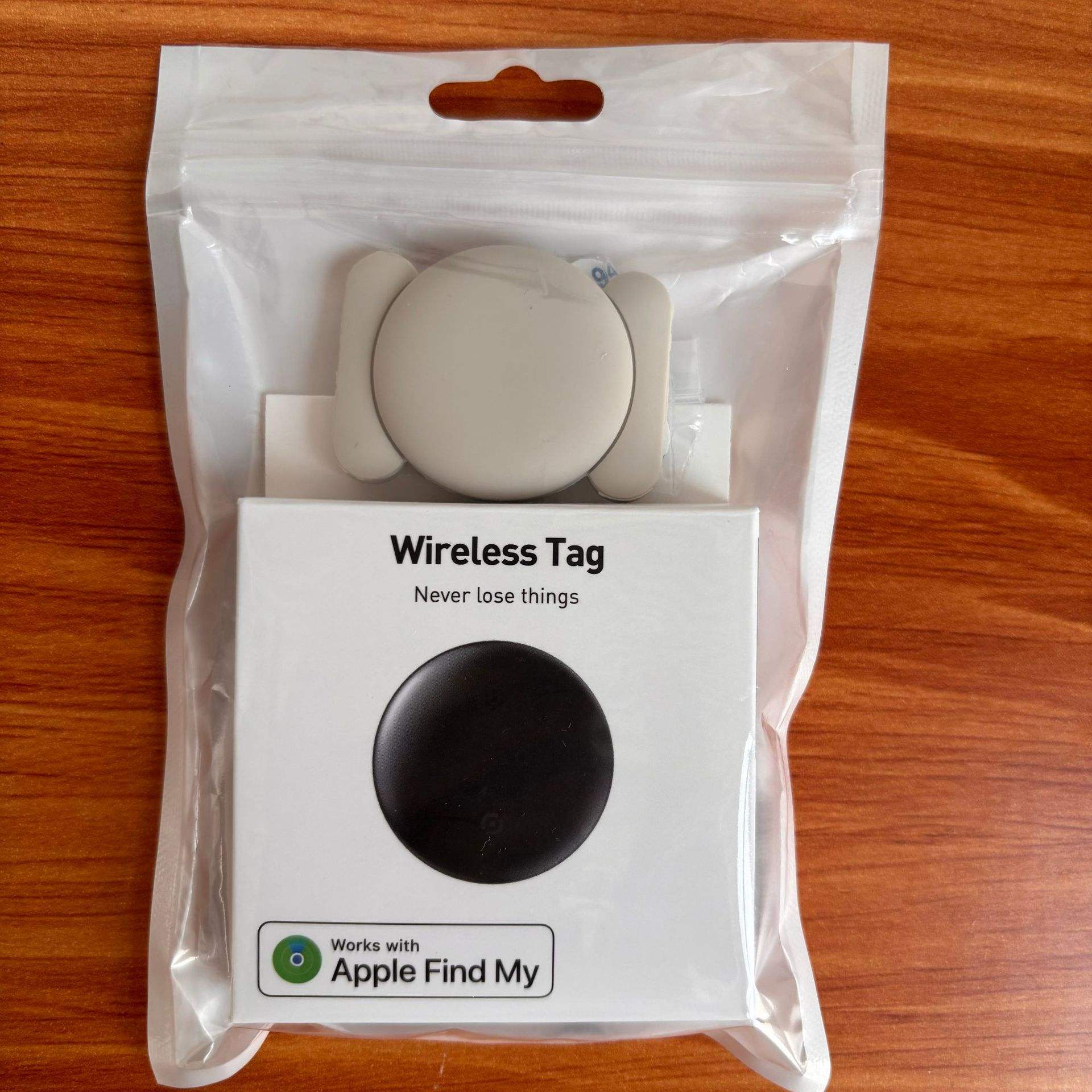 Boîte de couleur blanche + manchon magnétique en silicone