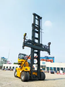 Apilador de contenedores vacíos duradero SDCY450K3H4 para condiciones climáticas extremas - Product Image 4