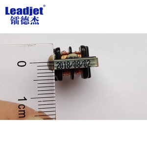 Stampante della macchina di codifica Batch a getto d'inchiostro del codice di lotto della bottiglia del Touch Screen ad alta velocità a linea singola per plastica/occhiali/carta - Product Image 6