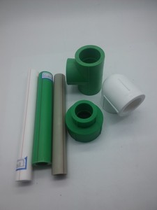コンジット卸売業者ホワイトプラスチックプラスチック製リジッドPVC電気コンジットパイプ16mm 20mmグリーン建材PVCコンジット