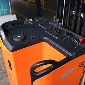 Carga/descarga automática 48V Batería Contenedor Reach Steaker Carretilla elevadora
