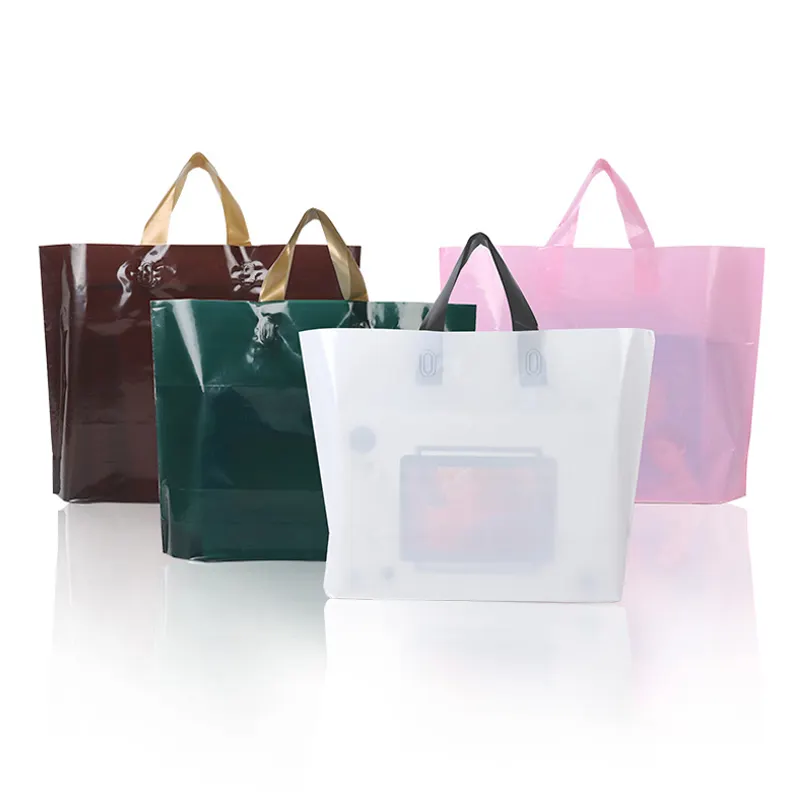 Sacos de embalagem de logotipo personalizado, sacos para roupas impressos de logotipo personalizado hdpe maleta de embalagem com alça