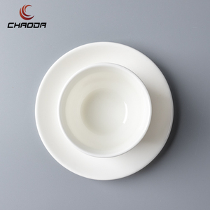 4OZ çay bardağı küçük seramik bardak ile fincan tabağı kendi logo baskılı porselen çay bardağı otel ve restoran için - Product Image 2