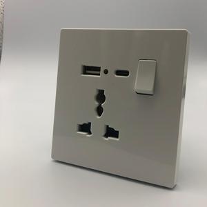 通用无框通用串行总线插座，带开关250V 13A额定通用串行总线扩展插座 - Product Image 3