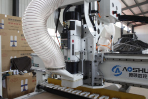2025 Hot Sale 1325 4*8ft <strong>5</strong>*10ft <strong>CNC</strong> <strong>Router</strong> Machine Syntec <strong>Control</strong> System for Wood Carving Featuring Motor Gear Engine Core - Product Image 5