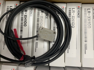 PNP Output KEYENCE LR-XN11P Amplifier CMOS Laser Distance <strong>Sensor</strong> Industrial Automation <strong>Control</strong> <strong>Module</strong> - Product Image 5