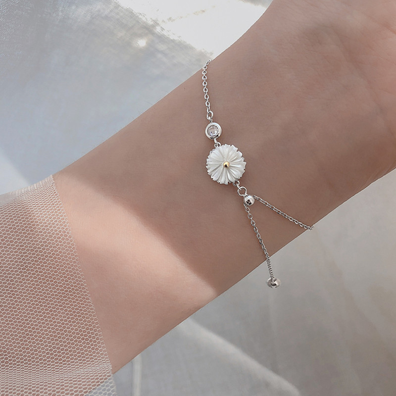 Daisy Bracelet