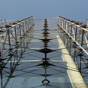 El edificio tópico tiene características 1990 Instalaciones de construcción de Arquitectura de alta tecnología Elementos arquitectónicos y estéticos