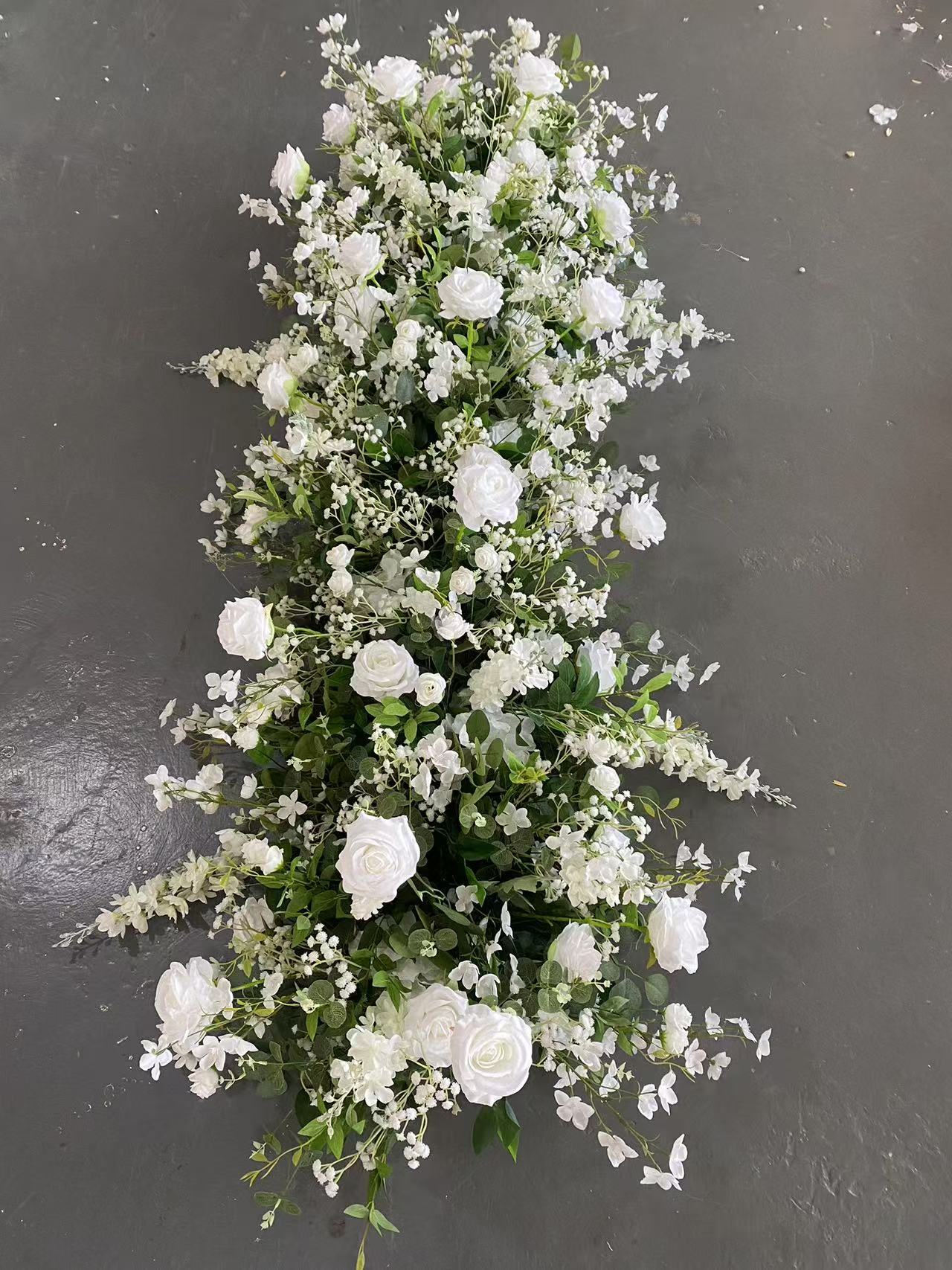 Ghirlanda di fiori bianchi verdi da 2 m