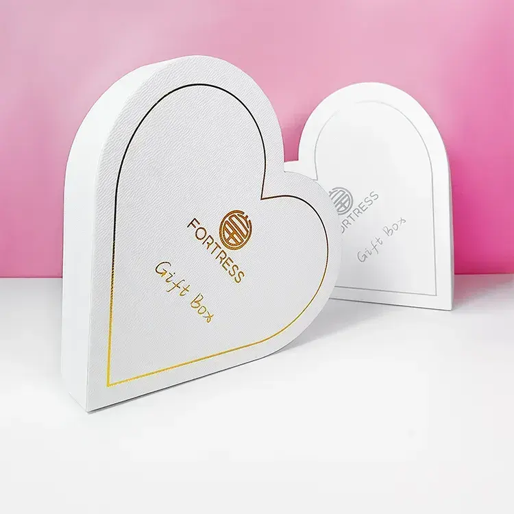 Design personalizado etiqueta impresso alimentos embalagens recipientes doces chocolate biscoito coração forma luxo papel caixa