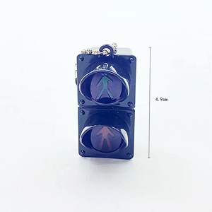 Tiktok hot-bán dễ thương phim hoạt hình mini LED Glowing Keychain điện tử giao thông ánh sáng Ba lô mặt dây chuyền cho người đi bộ làm bằng nhựa - Product Image 3