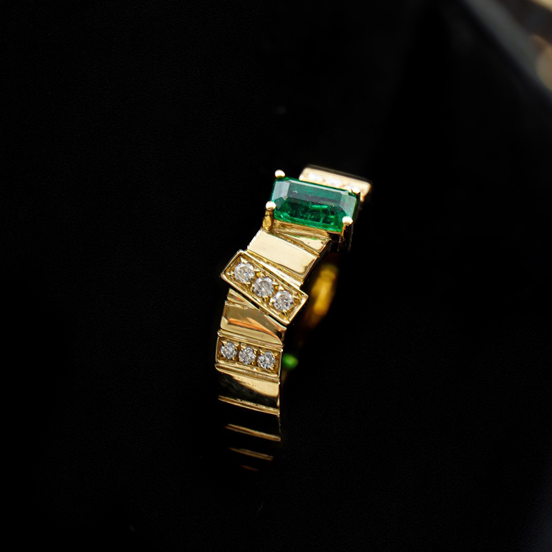 18K yellow gold