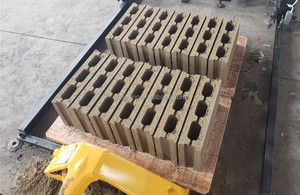 QTJ4-24混凝土标准固体砌块模具制造机械路块厂家直销 - Product Image 6