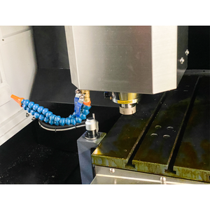 Alta Precisión 3 5 proporcionado PLC 24 fábrica de hierro fundido directo VMC eje de metal CNC centro de mecanizado Vertical fresadora CNC - Product Image 2