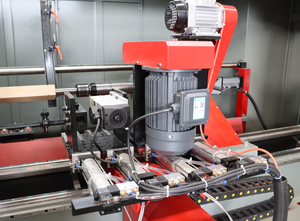 Автоматическая загрузка и разгрузка 1500 мм рабочая длина CNC копир токарный станок по дереву для мебельных ножек - Product Image 6