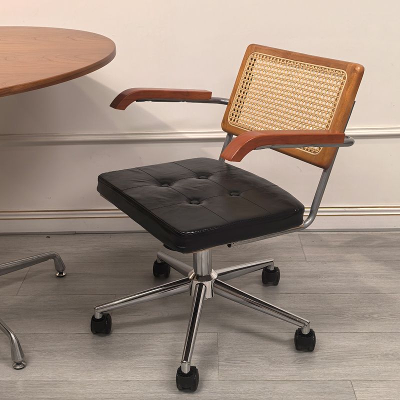 Sakura wood solid wood backrest and black seat cushion (with armrests)