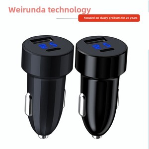 ปลั๊กอะแดปเตอร์ USB คู่36W สำหรับชาร์จในรถยนต์จอแสดงผลดิจิตอลชาร์จเร็วสุดสำหรับแอปเปิ้ลหัวเว่ยทนไฟโลโก้รถ - Product Image 1