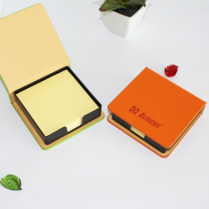 简单的粘滞便笺记事本与皮套 - Product Image 1
