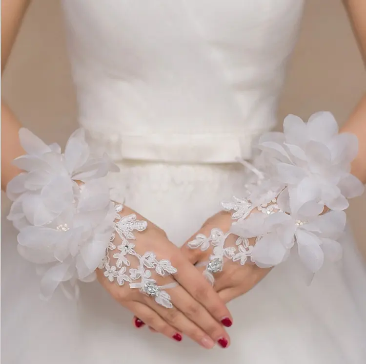 Gants de mariée fleur courte décorée crochet doigt gants fête de mariage gants de soirée