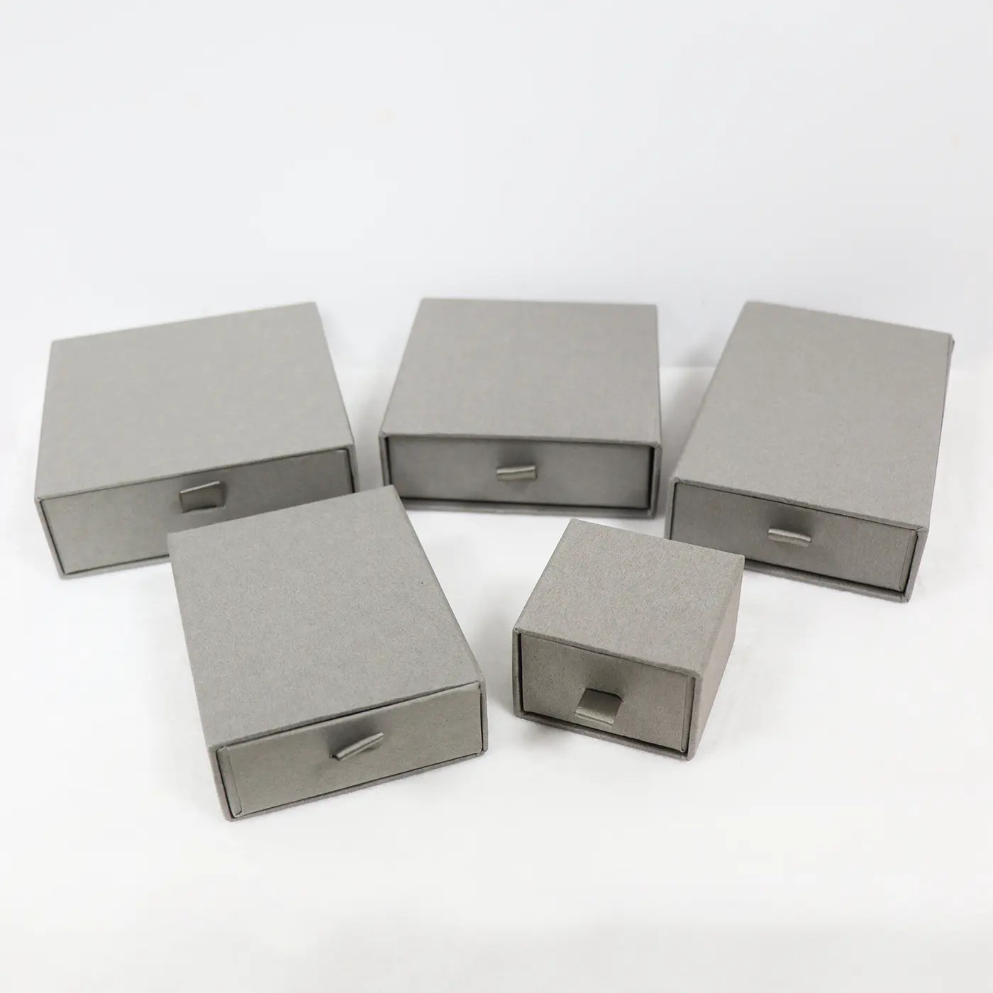 Custom paper small gift jewelry boxes packaging. small cardboard box for jewelry packaging