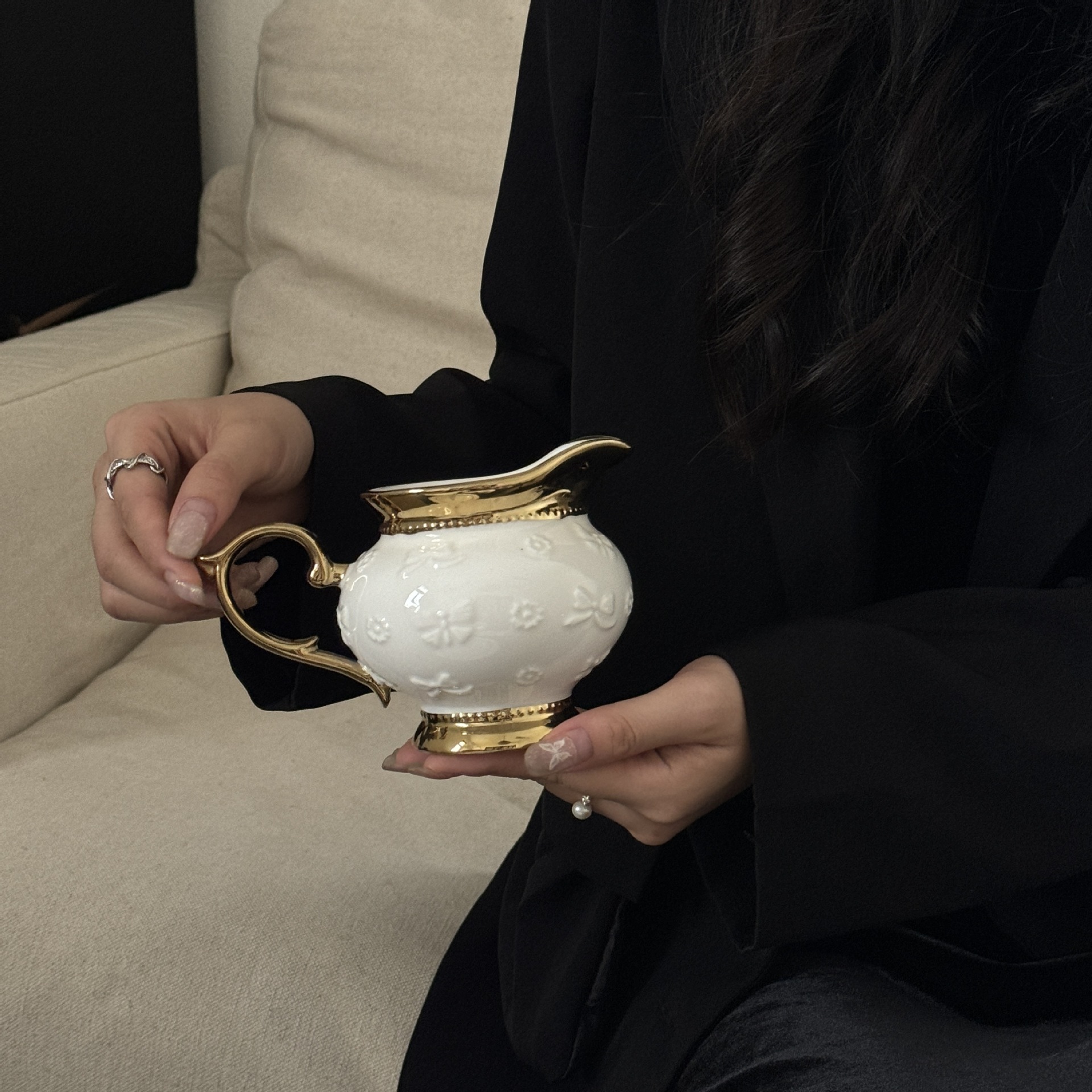 Flower Language Butterfly Golden Milk Pot 300ML