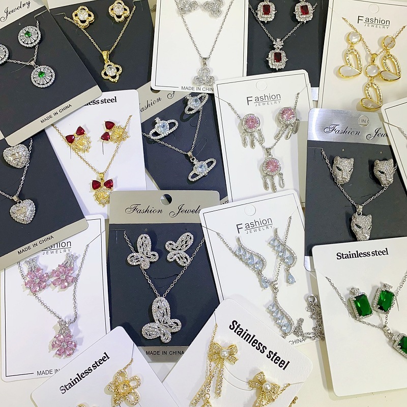 Stainless steel- earrings + necklace set
