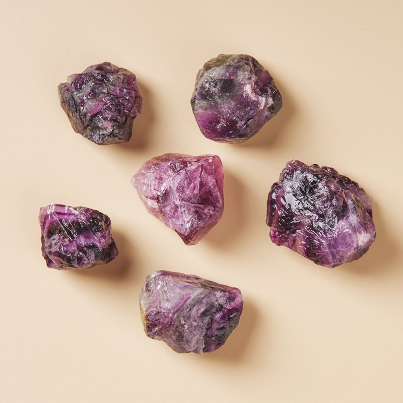 Fluorite violette brute