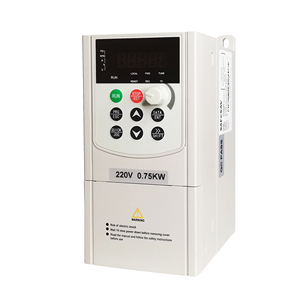 Inversor de frecuencia variable Mini VFD de 0.75KW Entrada monofásica para husillo de bomba de agua Aplicación de motor trifásico de 220V/380V