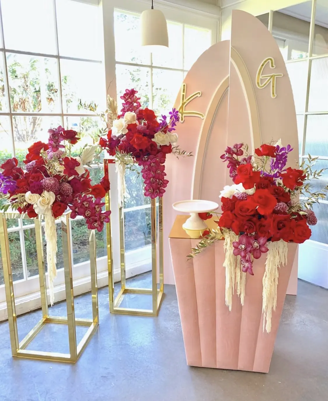 Expositor de flores para decoração de casamento, design rosa