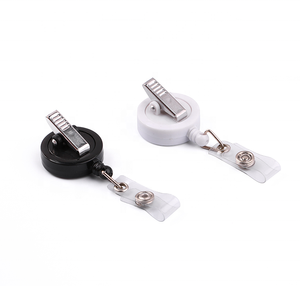 2021 Thiết Kế Mới Có Thể Thu Vào Huy Hiệu Reel Tùy Chỉnh Y Tá Huy Hiệu Reel Với Hook - Product Image 3