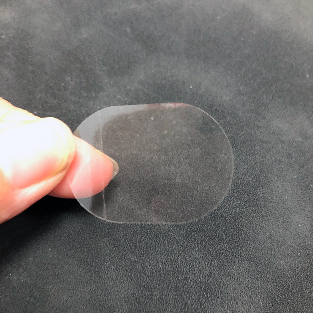 Autocollant transparent