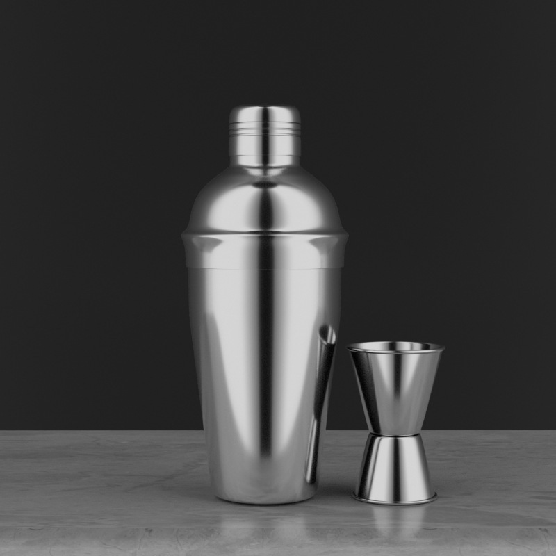 Set da 2 pezzi: tazza in acciaio da 550 ml, misurino da 20/40 ml