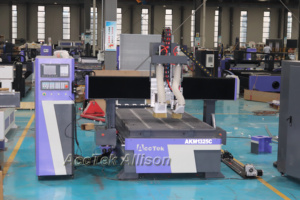 AccTek 1325 ATC CNC-Router 1Automatische Werkzeugwechselspindeln und eine Bohreinheit inklusive Syntec-Steuerungssystem - Product Image 4