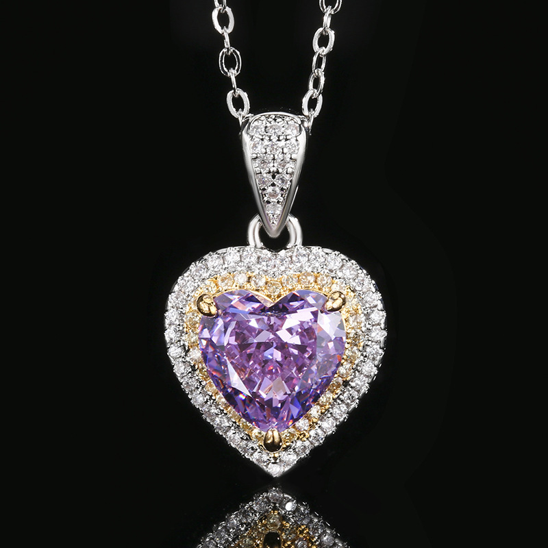 Pendentif diamant violet taille fleur de glace avec chaîne