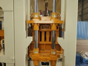 QT12-15 macchina a blocchi cavi automatica per cemento cemento, macchina per lo stampaggio di mattoni, - Product Image 6