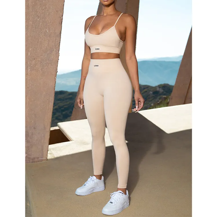 Giyim üreticileri özel Yoga pantolon setleri rahat nefes kumaş takım elbise kadınlar sıkı 2 parça Yoga spor seti
