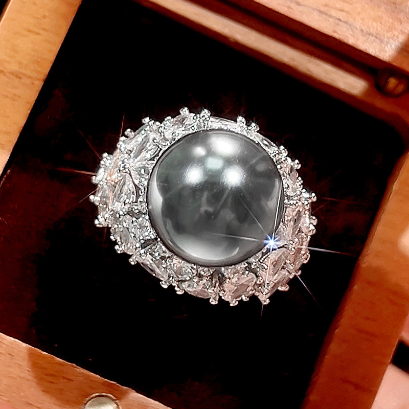 adjustable size White support gray bead ring